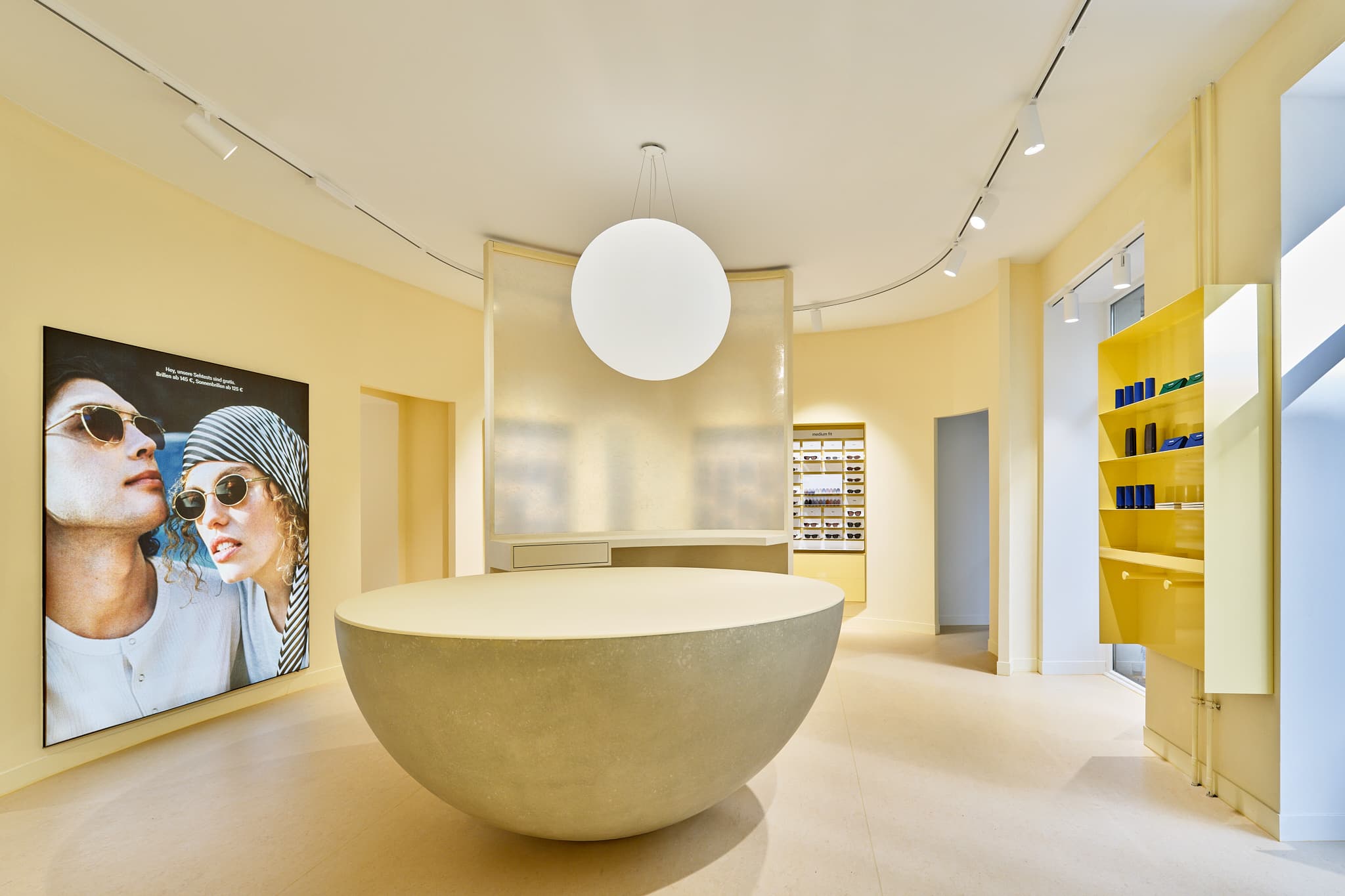 Showing interior of Ace & Tate Akazienstraße store in, Alemania, Berlín, Akazienkiez